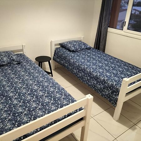 Jolie Appartement Proche Tramway Venissieux Ngoại thất bức ảnh